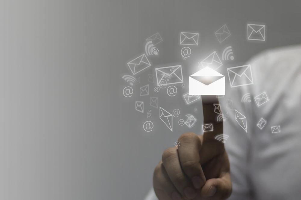 Why Choose Bluella for email marketing campaign?